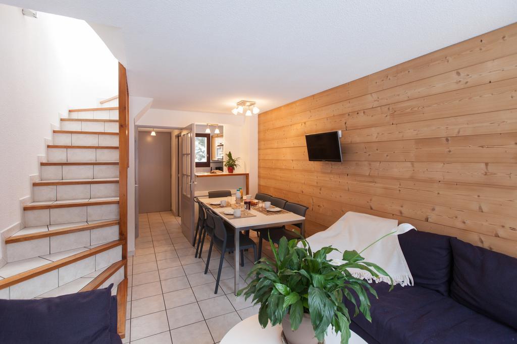 Les Chalets Du Jardin Alpin La Salle-les-Alpes Exterior foto